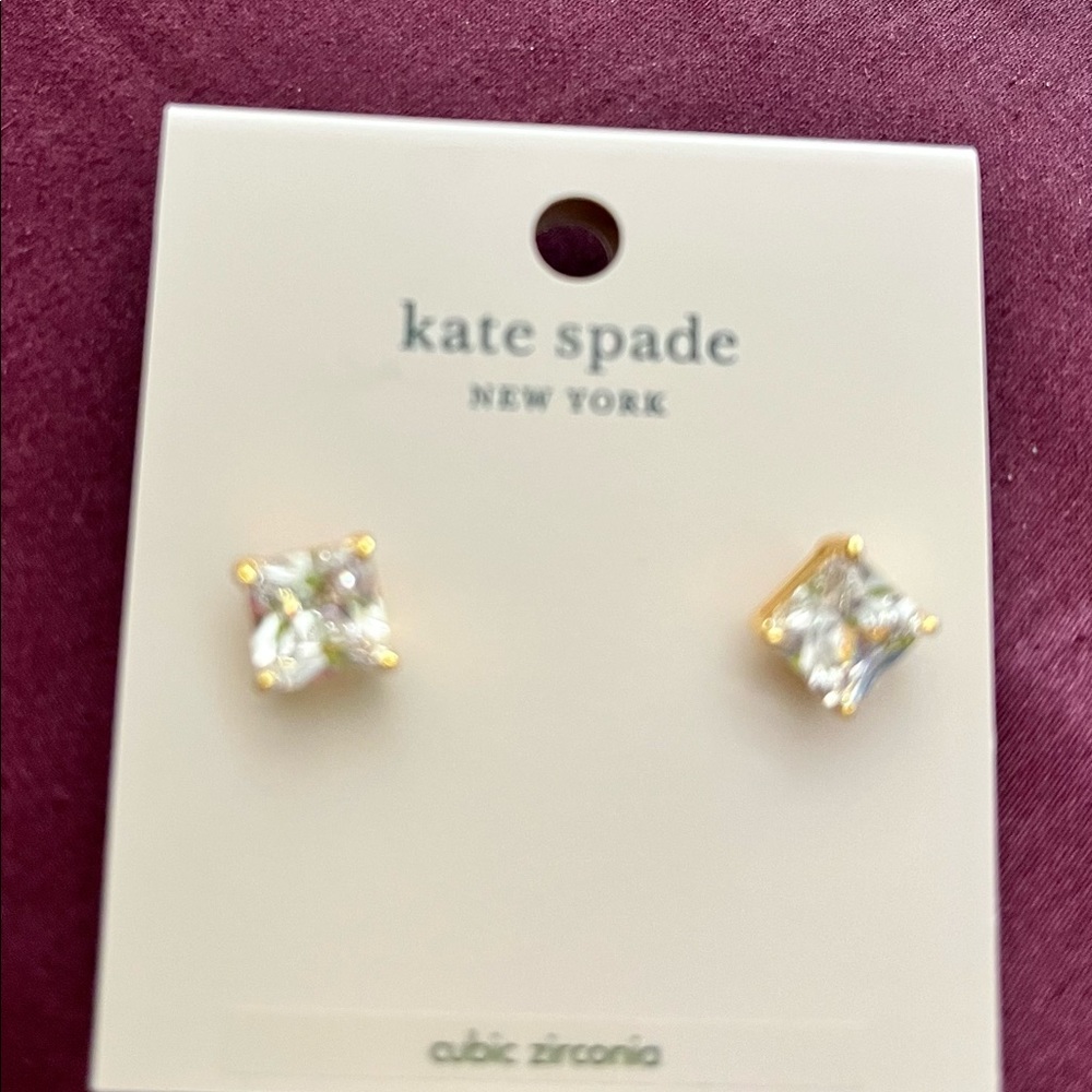 🎉🎊HOST PICK🎊🎉NWT!KATE SPADE SQUARE CUT CUBIC ZIRCONIA STUD EARINGS!